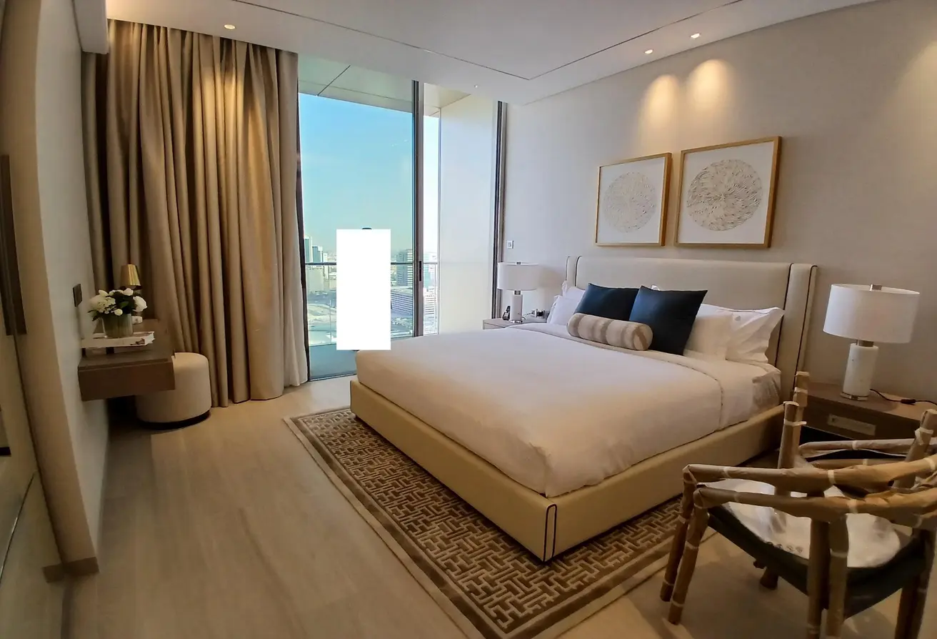 Bahrain bay 1br Ready to move in with facing Mall
