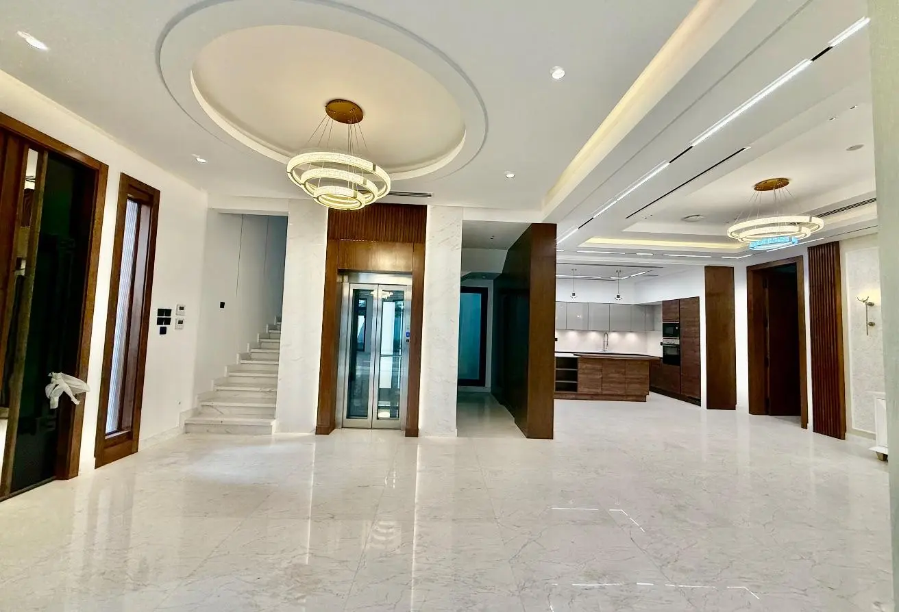 Villas for sale in Saar