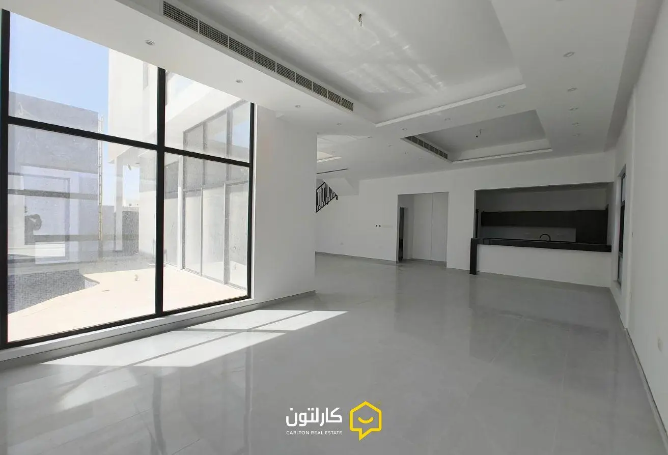 Villas for sale in Mozoon