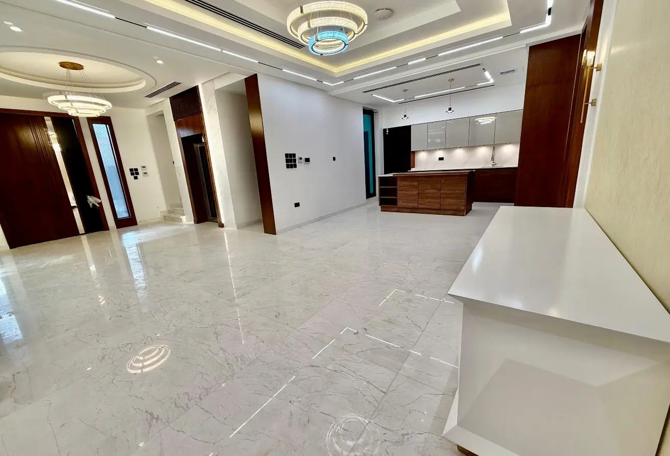 Villas for sale in Saar