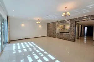 Elegant 4-Bedroom Semi-Furnished Villa for Rent & Sale in Amwaj Islands