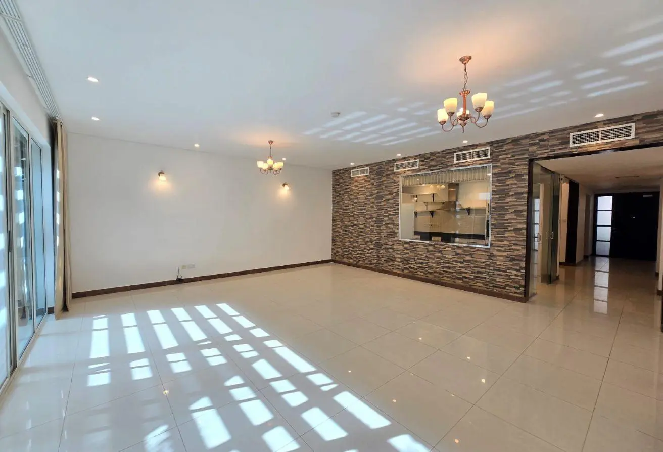 Elegant 4-Bedroom Semi-Furnished Villa for Rent & Sale in Amwaj Islands