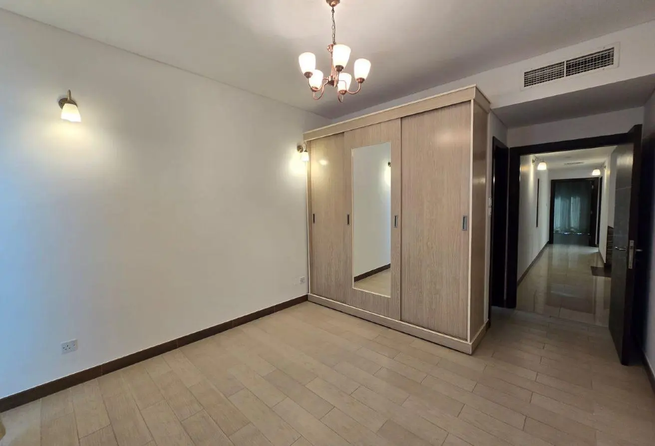 Elegant 4-Bedroom Semi-Furnished Villa for Rent & Sale in Amwaj Islands