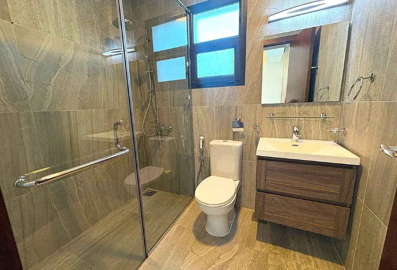 Apartment For Rent In Saar
