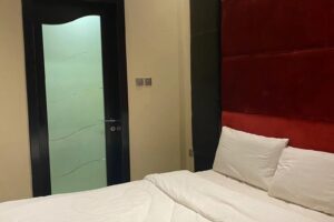Spacious 2 Bedroom Apartment for Rent in Juffair’s Classic Tower – Modern Amenities Included