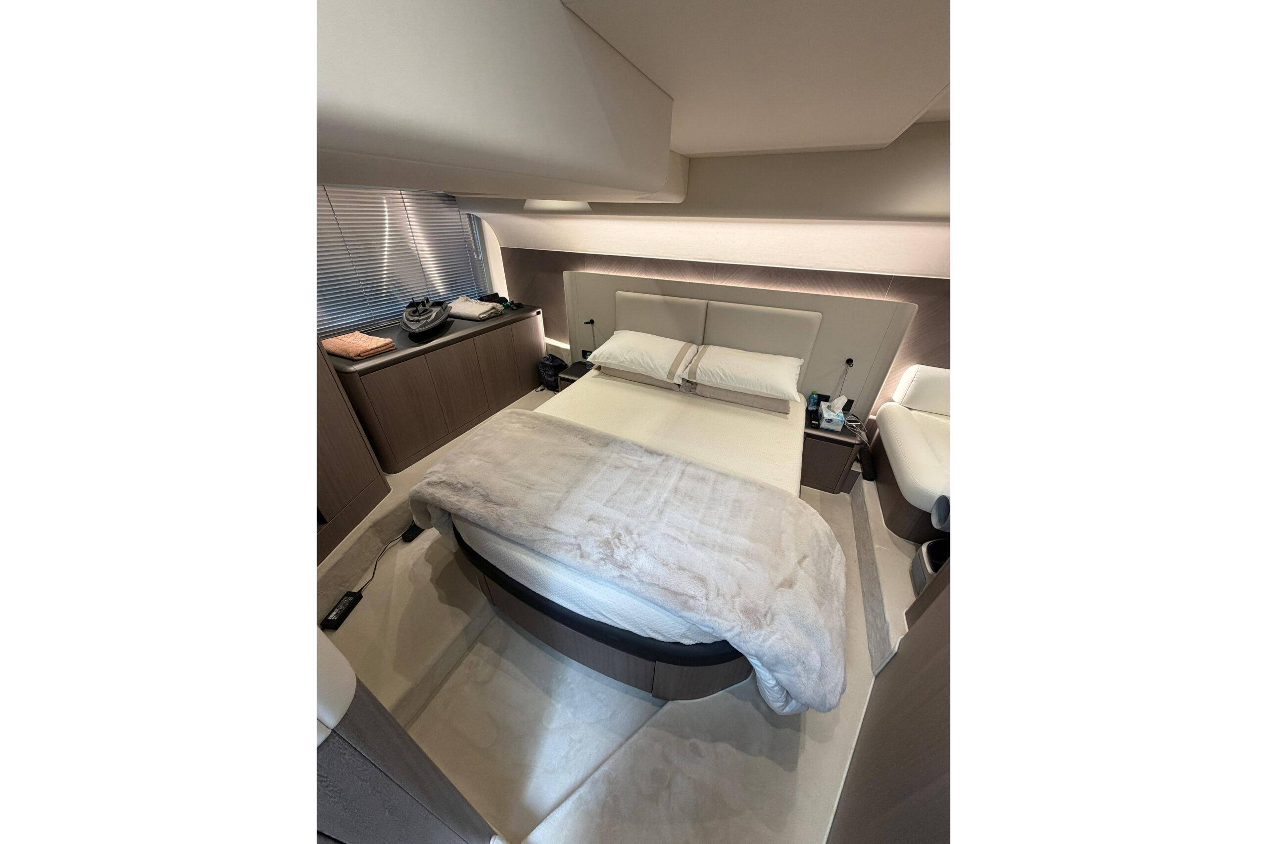 Galeon 480 FLY for sale now!