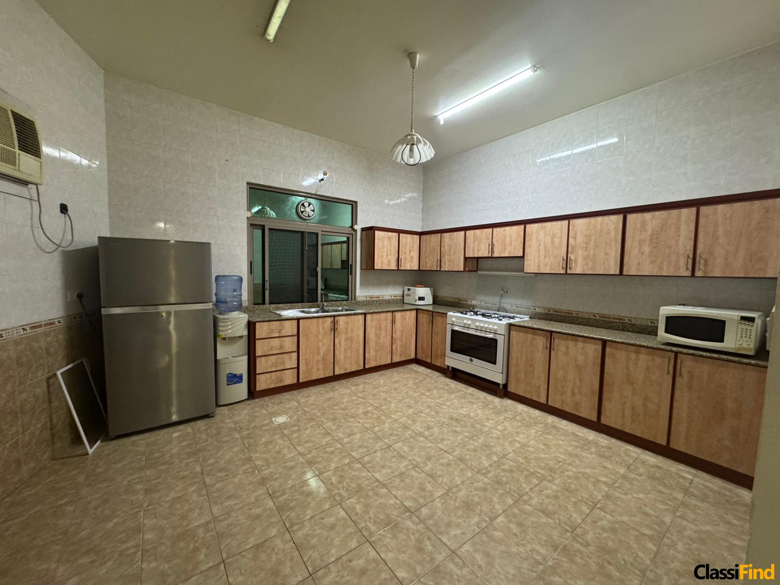 Furnished Villa for Rent in Al-Busaiteen (Al-Sayah)