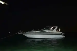 للبيع: يخت Sea Ray Baby 1990 / 29.8 قدم