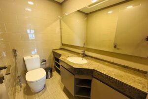 Discover luxury living at The Lagoon, Amwaj Islands!
