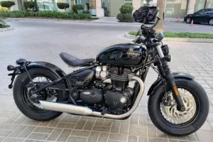 Triumph bonneville bobber 2025
