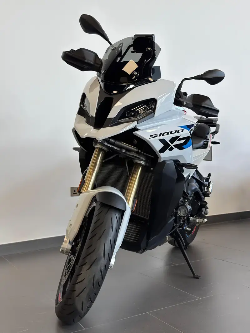 BMW S 1000 XR MY 2024