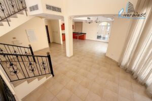 Dream workspace available in Bu Quwah