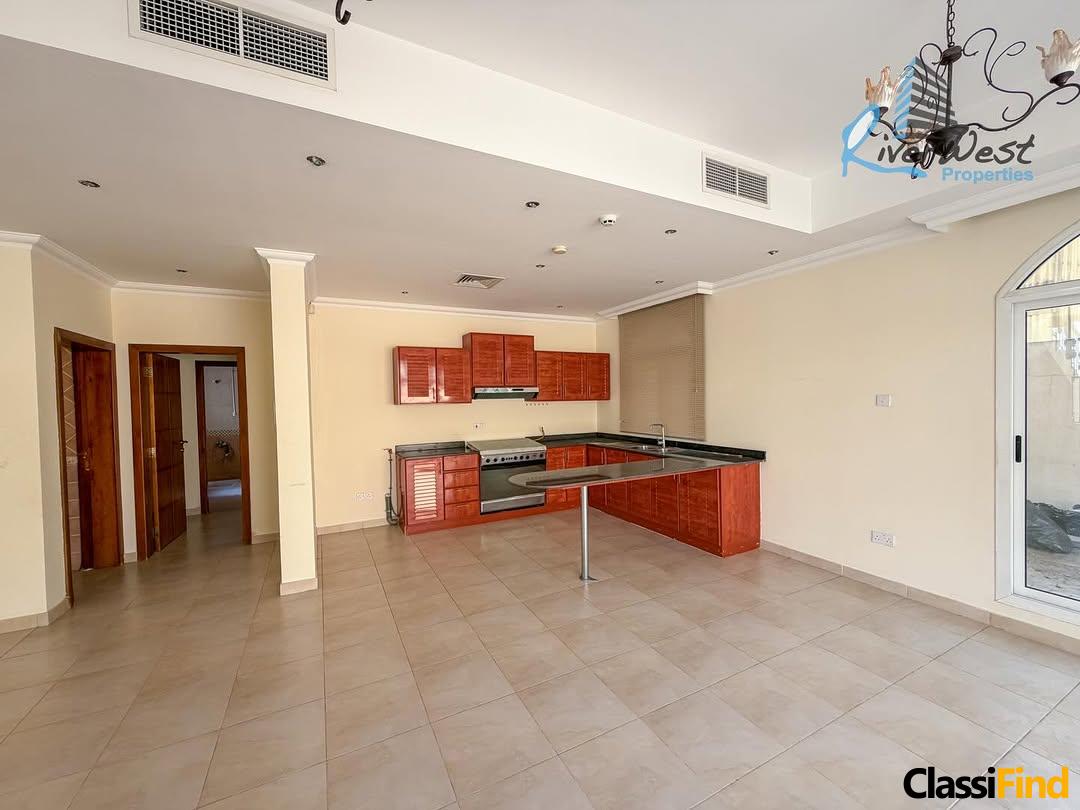 Dream workspace available in Bu Quwah