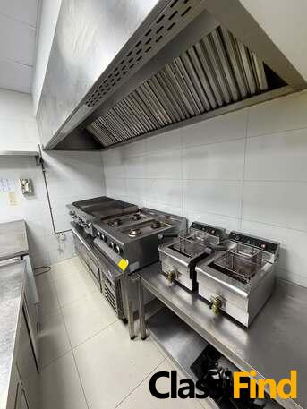 Cafe For Sale In Prime Location Including Machines And Furnitures.