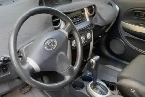 تويوتا XA 2006