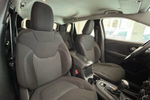 For Sale: Jeep Cherokee Sport V6