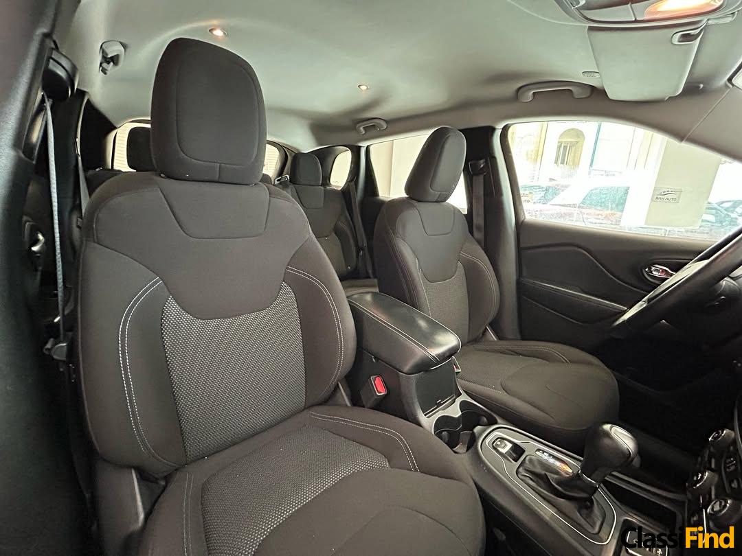 For Sale: Jeep Cherokee Sport V6