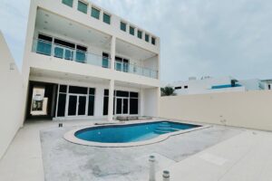 Luxury waterfront living awaits in the heart of Amwaj Islands