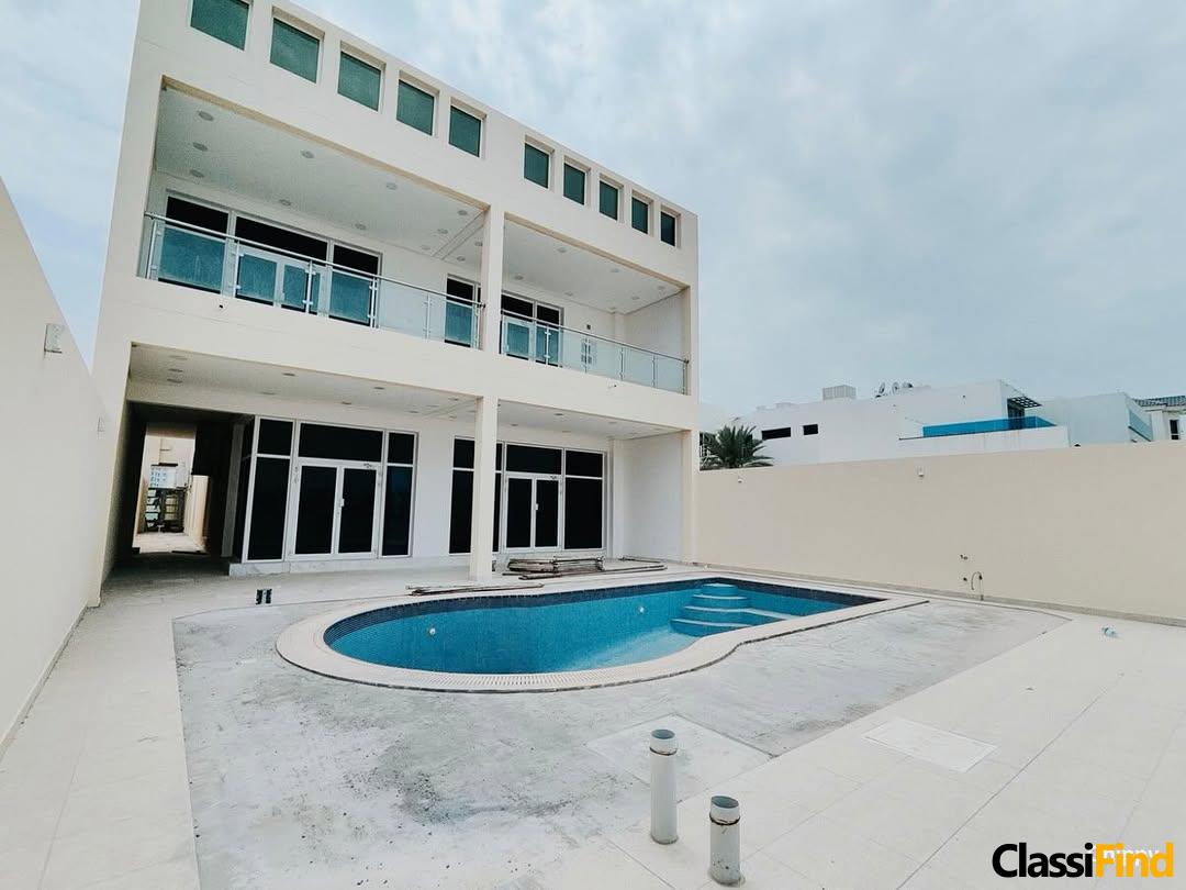 Luxury waterfront living awaits in the heart of Amwaj Islands