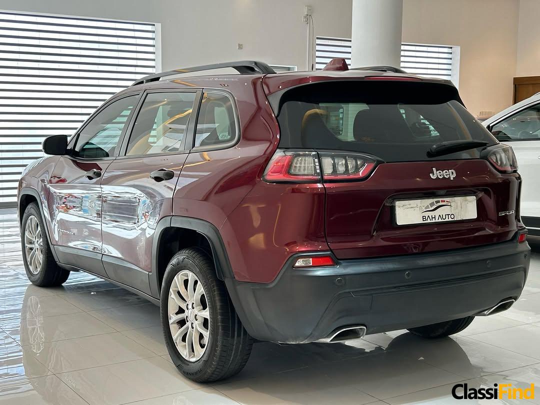 For Sale: Jeep Cherokee Sport V6