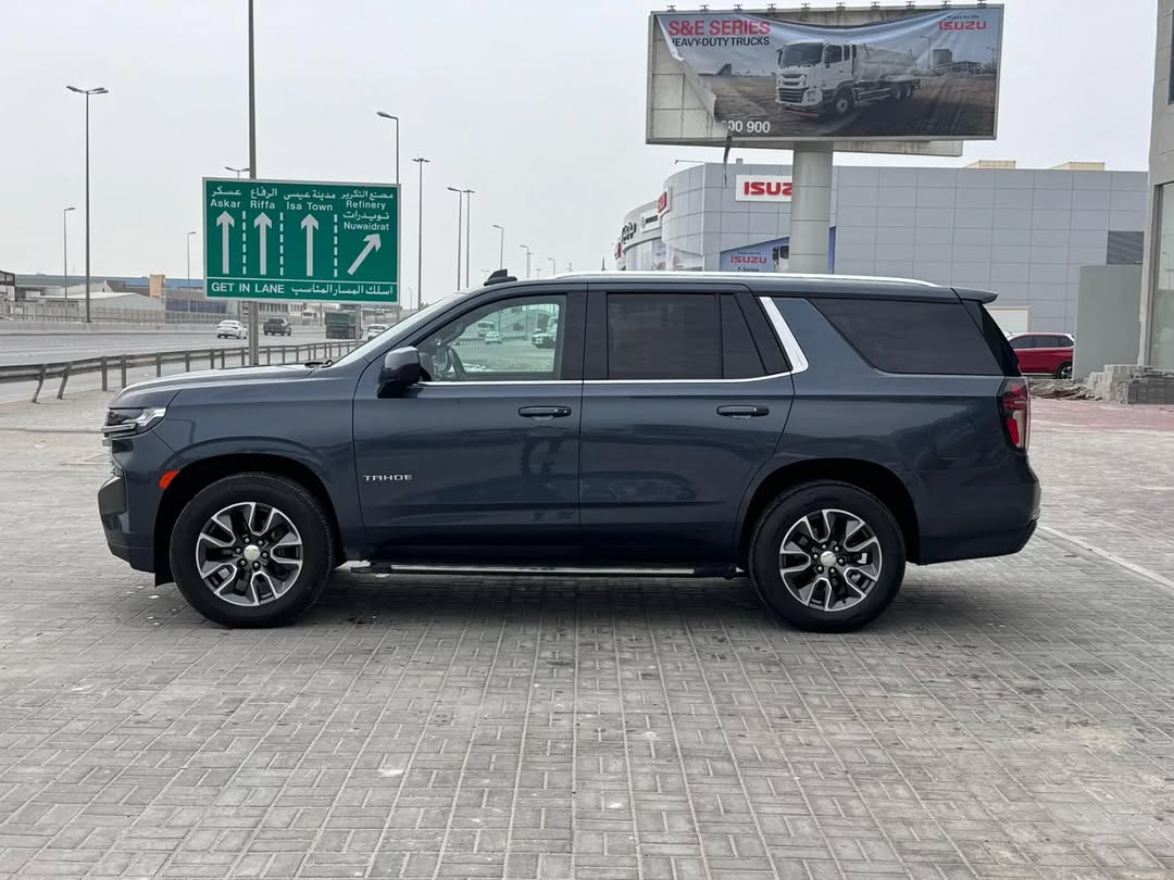 Chevrolet Tahoe LT 2021 (Grey)