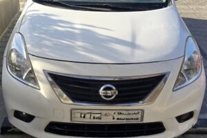 Nissan Sunny 2012