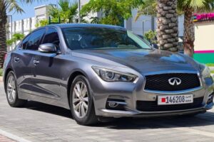 Infiniti Q50 6-cylinder 3.7L engine 2014