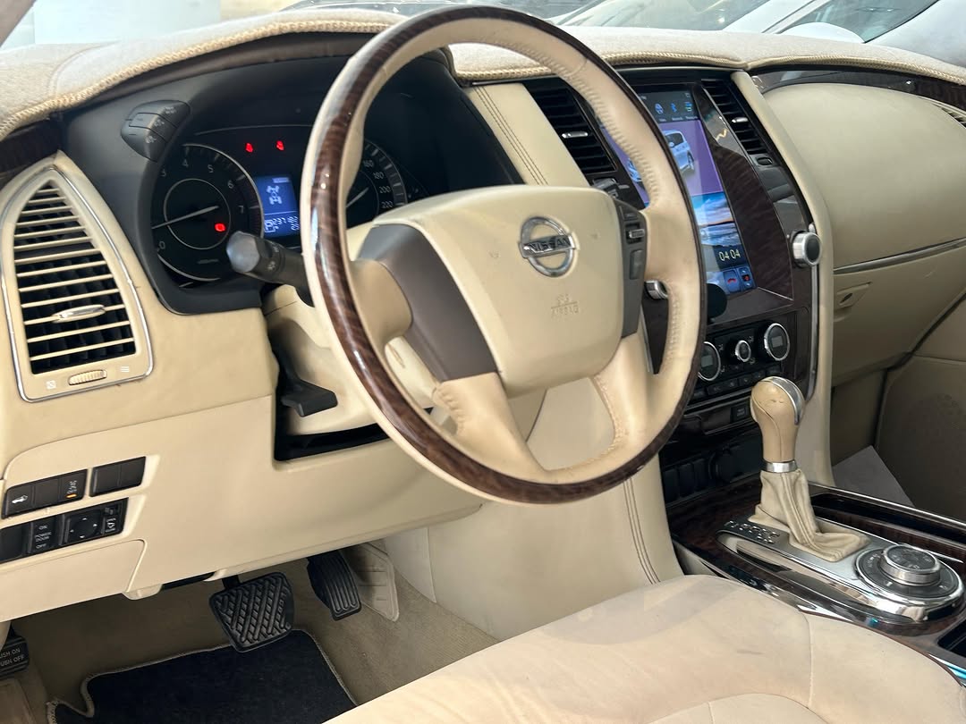 For Sale: Nissan Patrol SE Type 2 Model: 2012