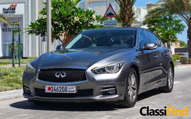 Infiniti Q50 6-cylinder 3.7L engine 2014