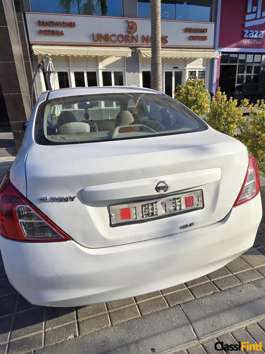 Nissan Sunny 2012