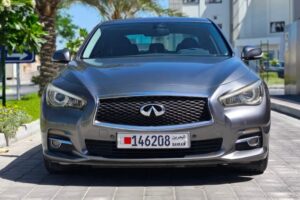 Infiniti Q50 6-cylinder 3.7L engine 2014