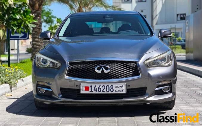 Infiniti Q50 6-cylinder 3.7L engine 2014