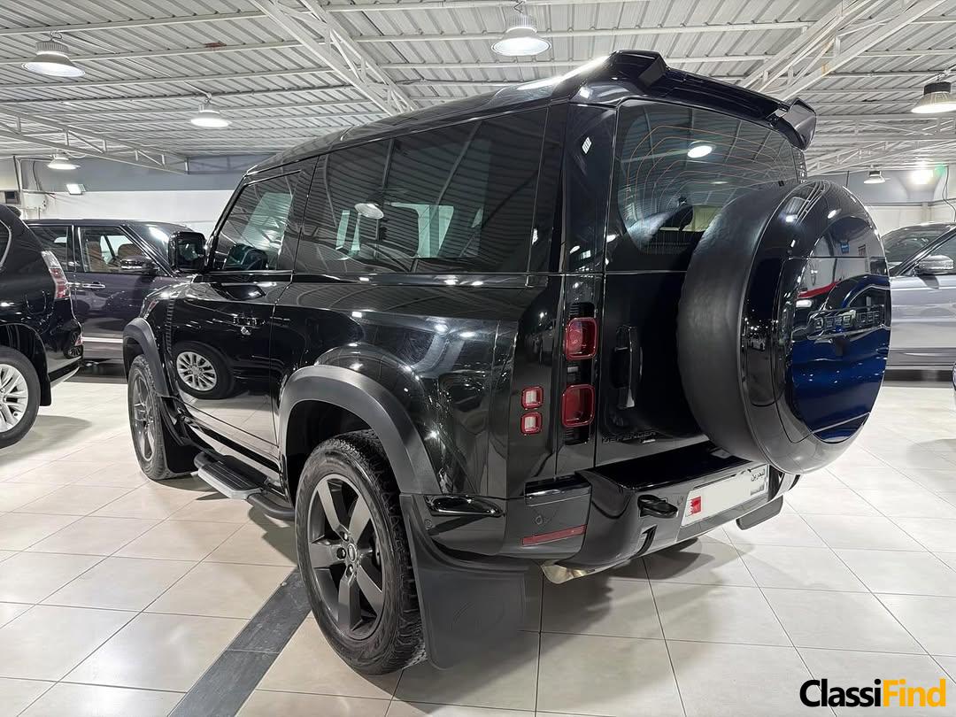 2023 Land Rover Defender X-Dynamic P400