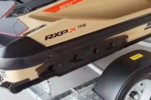 Type: Seadoo RXP-X 325 2025
