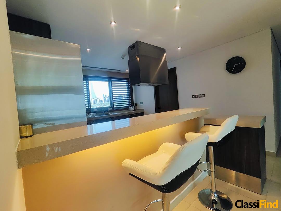 Discover this spacious apartment in Reef Island