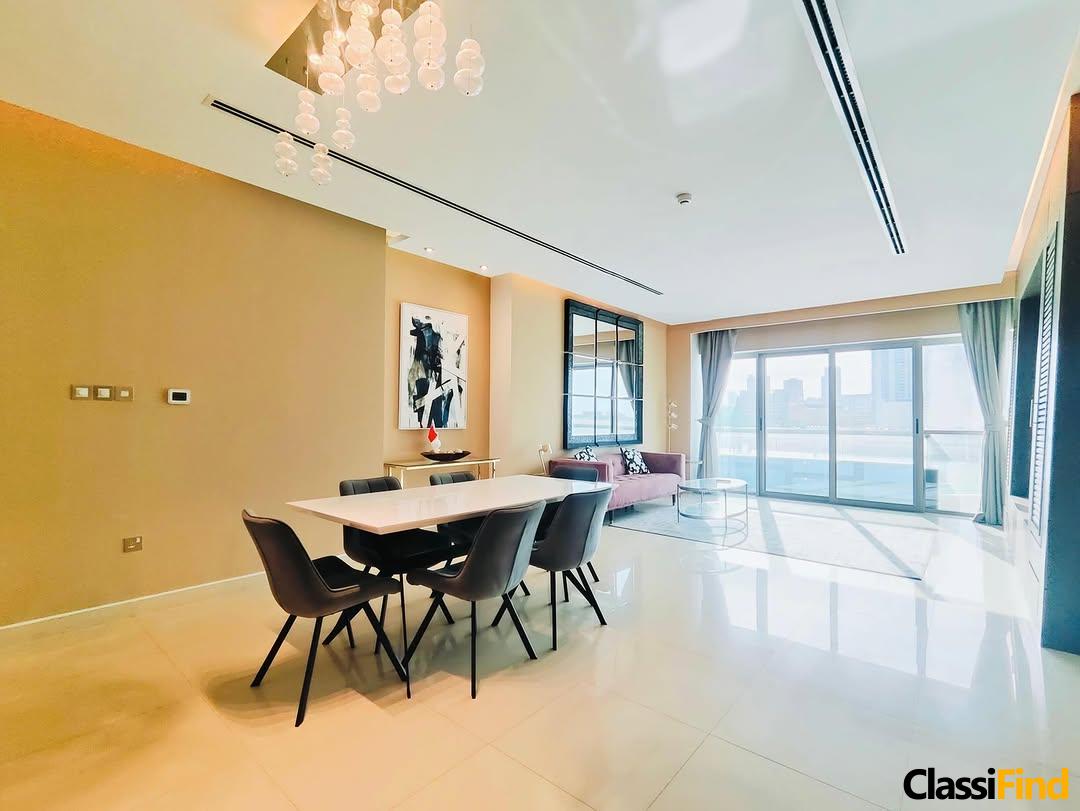 Discover this spacious apartment in Reef Island