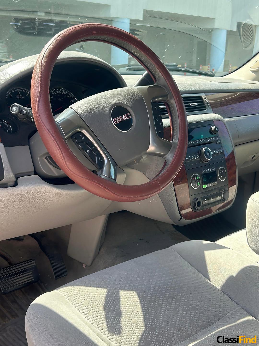 GMC Yukon Model: 2007