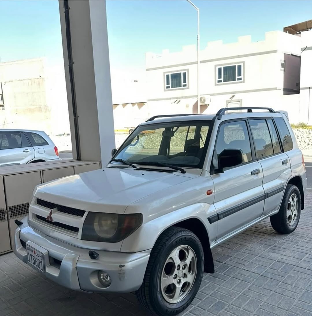 Pajero io, 2000 model