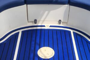 For sale: 2005 Gulf Craft Ambassador 25ft boat