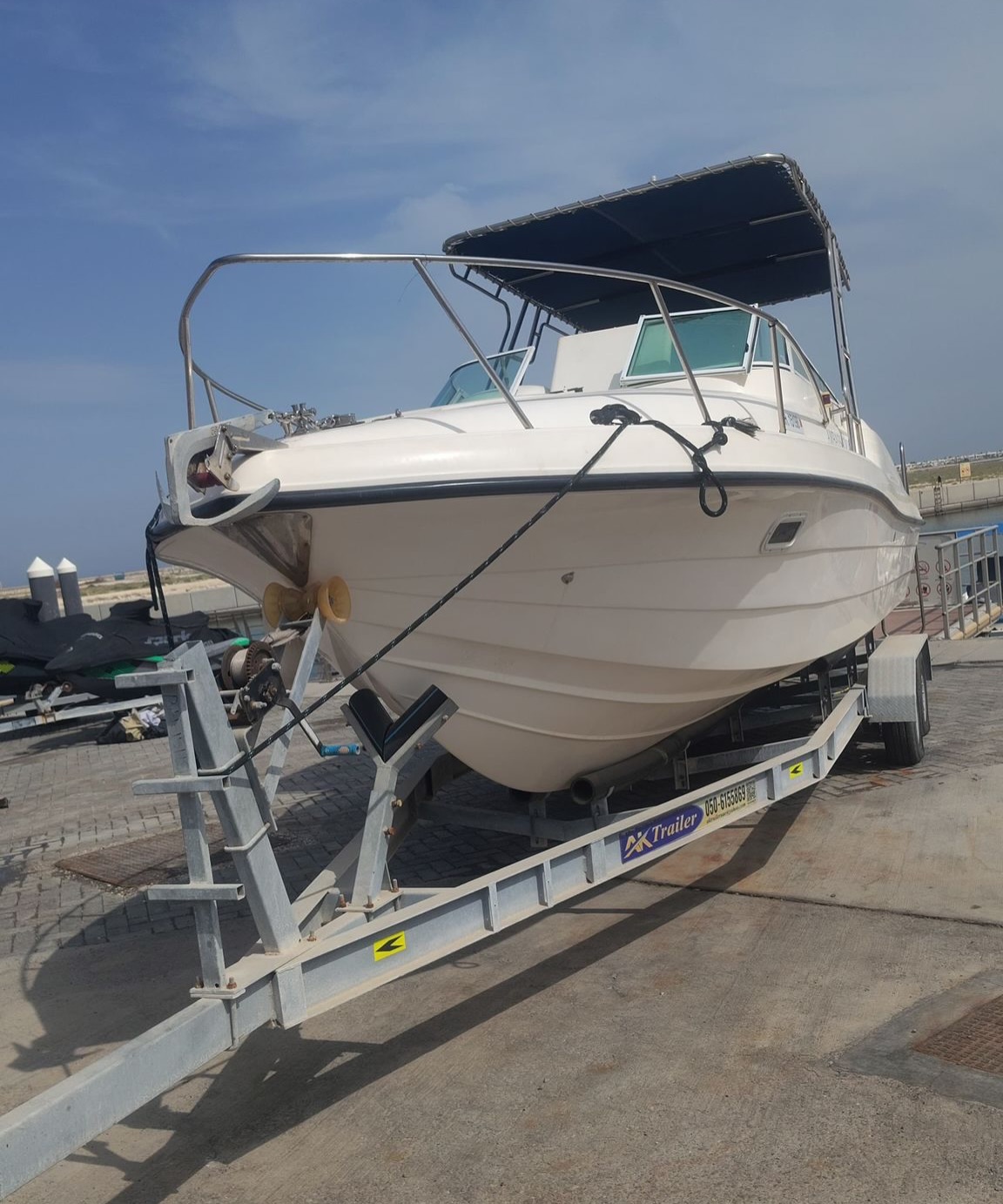 For sale: 2005 Gulf Craft Ambassador 25ft boat