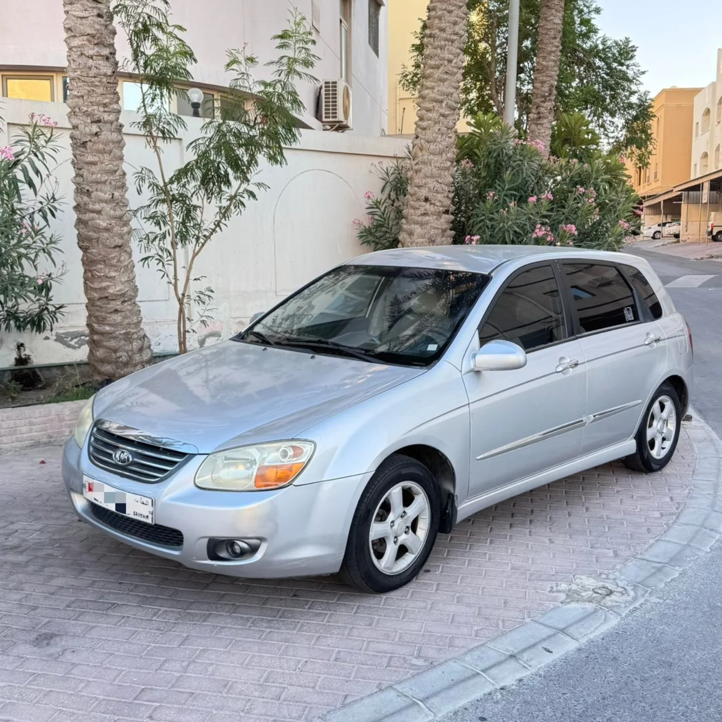 [For Sale: Kia Sorento]