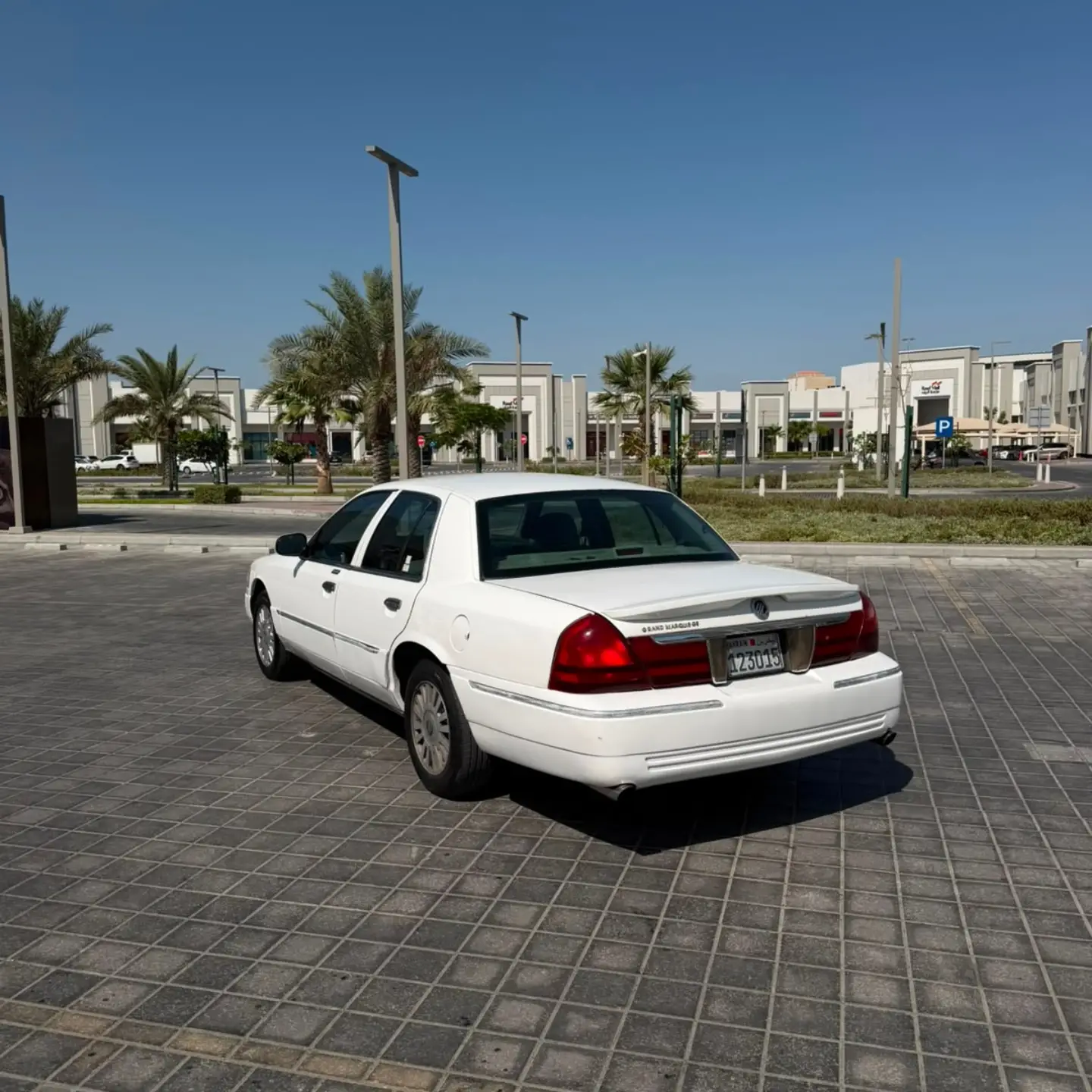 For sale: Ford Crown Victoria