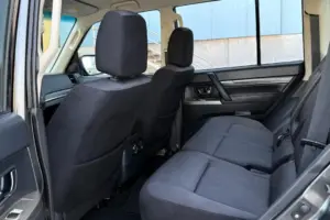ميتسوبيشي باجيرو GLS V6