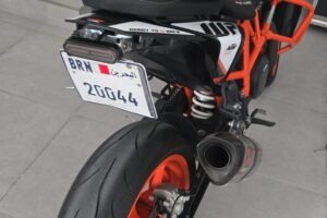KTM 690 Duke type ( R ) Model 2016