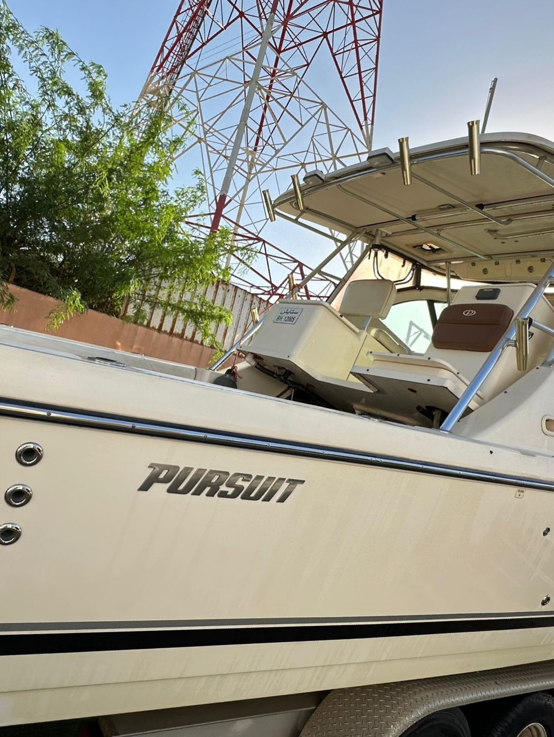 Pursuit 3100 Offshore – 2005 Model
