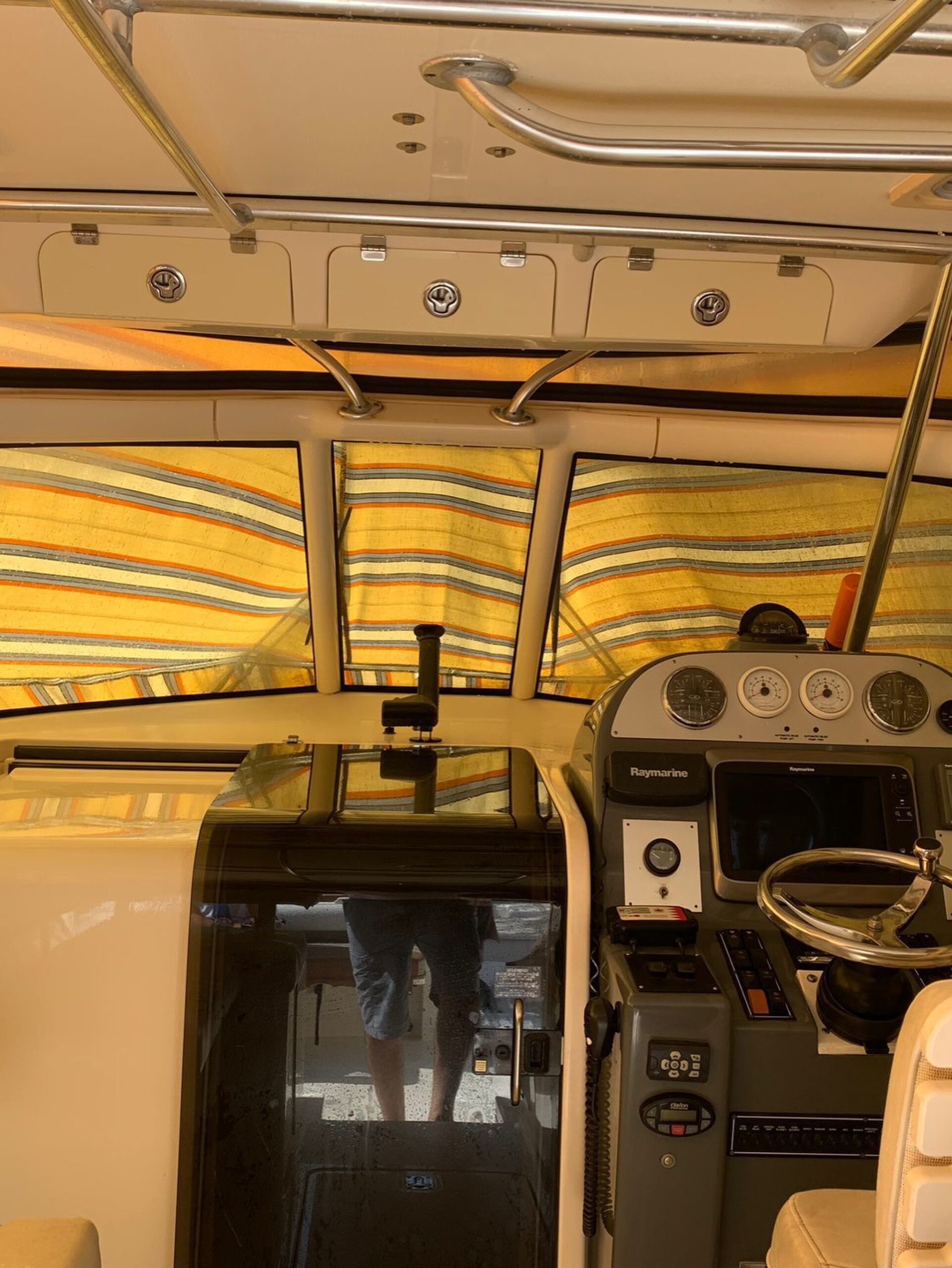 Pursuit 3100 Offshore – 2005 Model