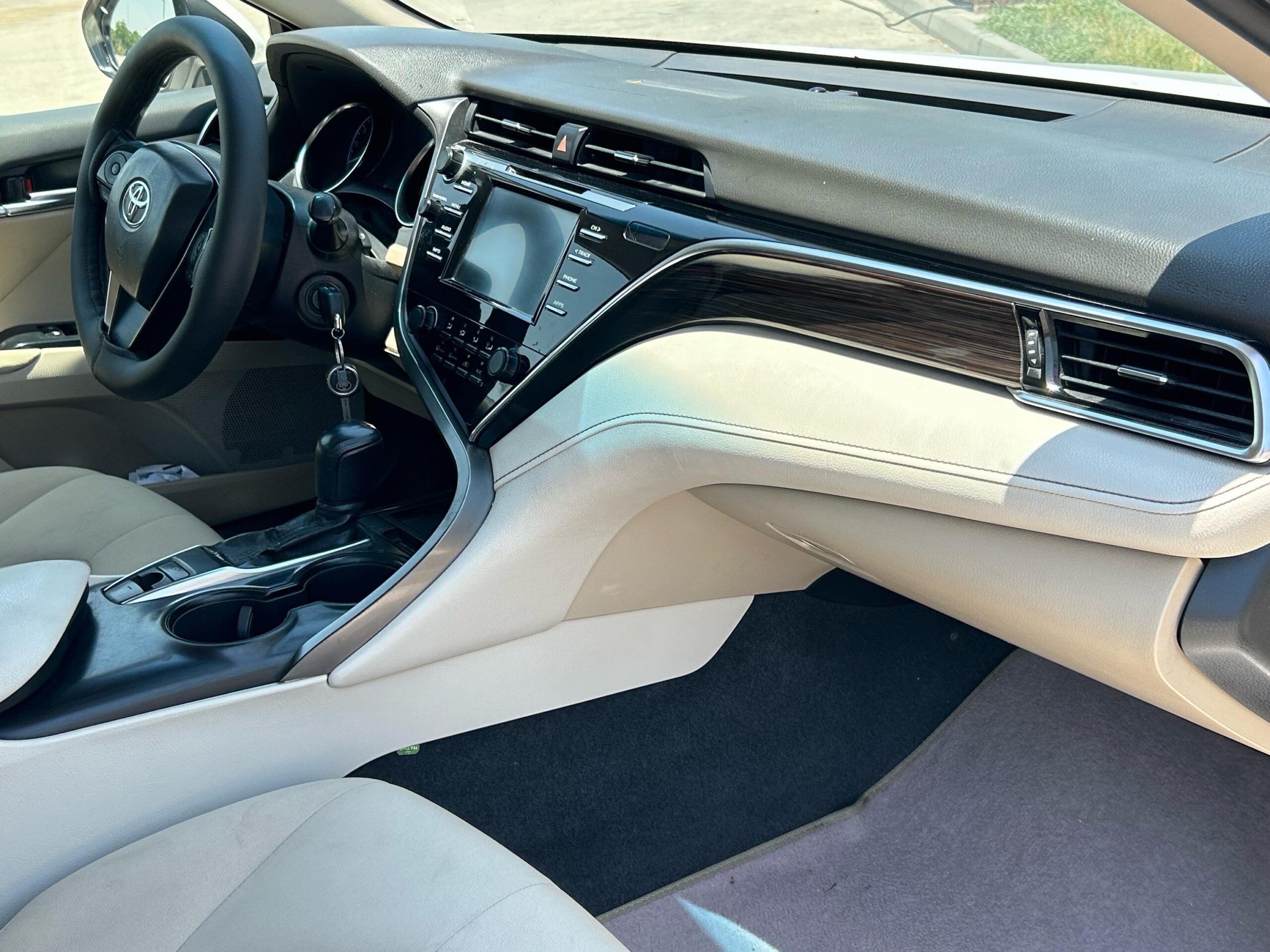 Toyota Camry LE Model: 2018