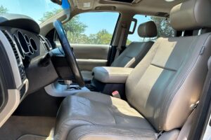 Toyota Sequoia Limited Model: 2009