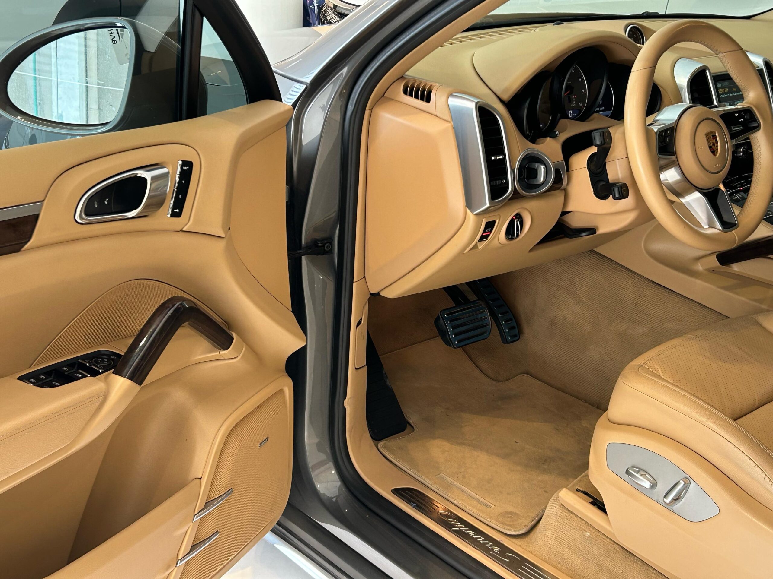For Sale: Porsche Cayenne S Model: 2016