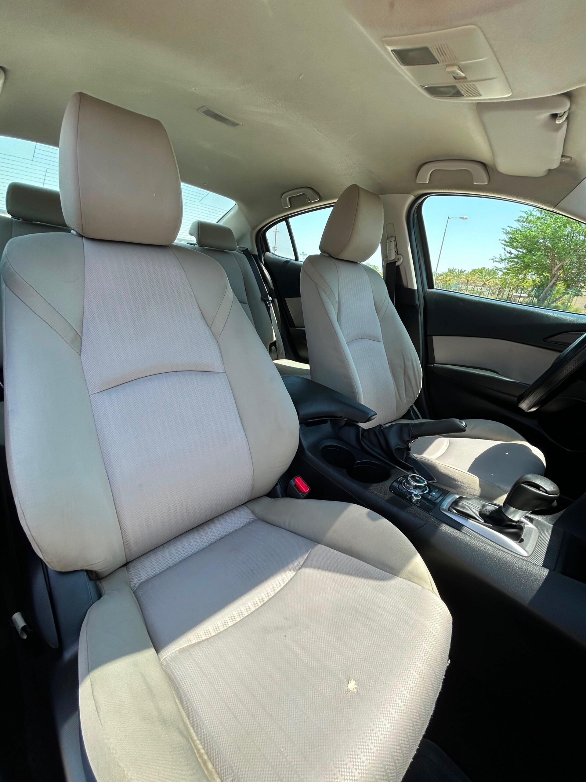 Mazda 3 Model: 2016